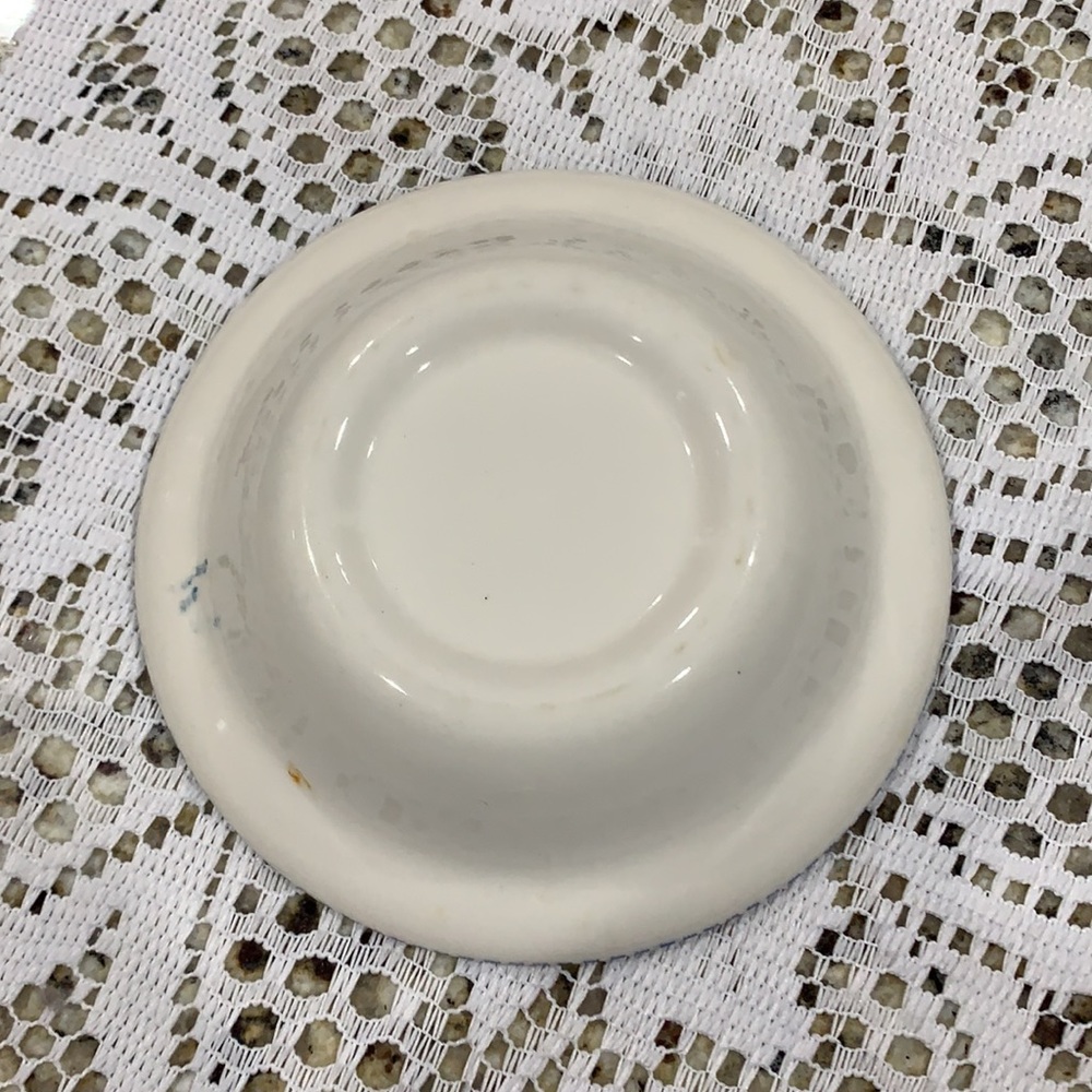 💕5/$15 Vintage Currier & Ives Berry Fruit Bowl - Picture 2 of 4